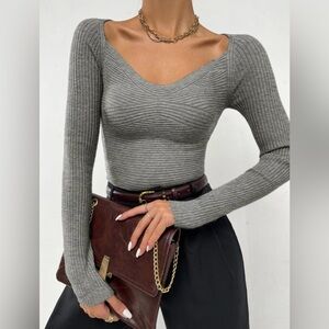 Woman’s Grey Ribbed Knit Fitted Sweater Long Sleeve Shirt